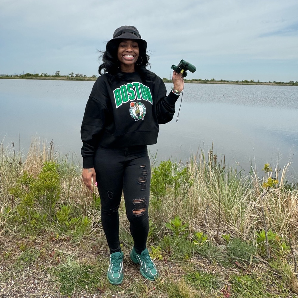 Meet your Posher, Posh